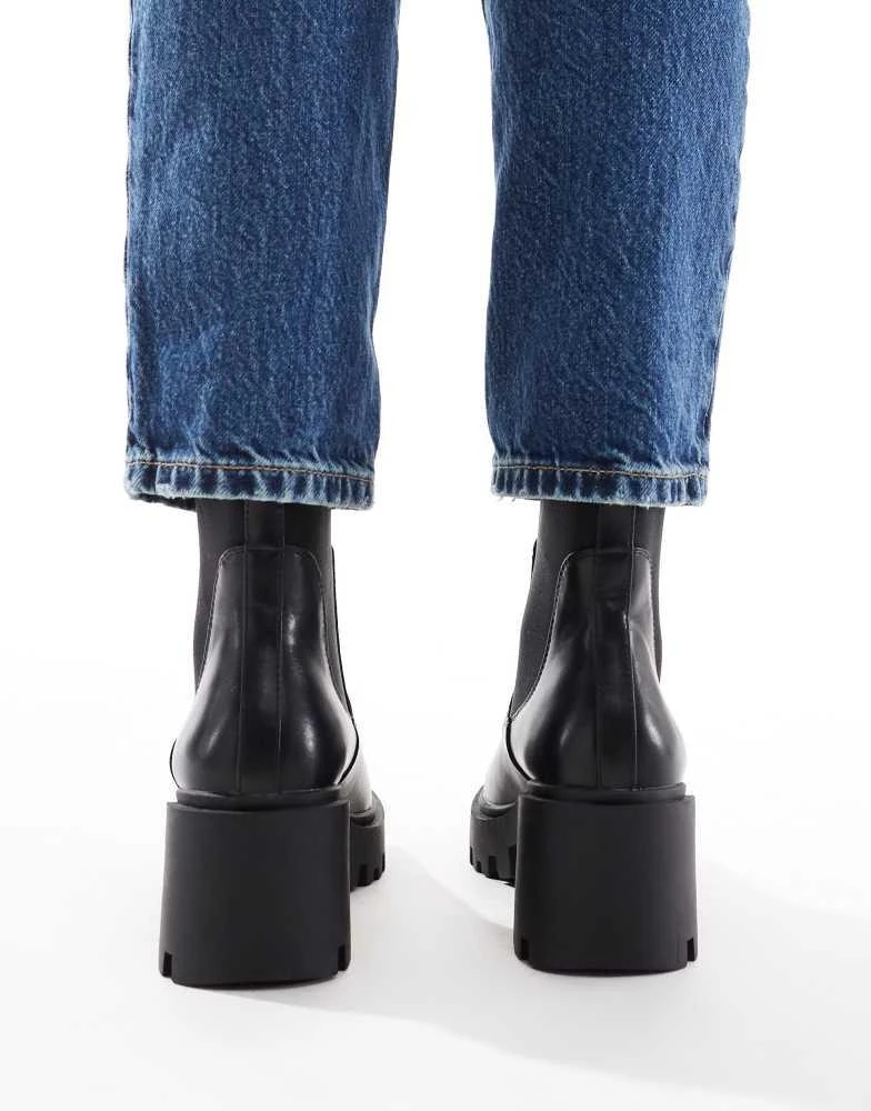 ASOS ASOS DESIGN Wide Fit Rowan chunky chelsea boots in black 2