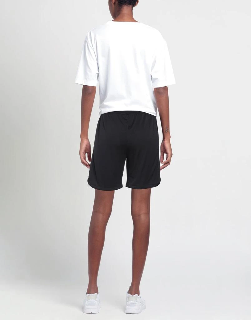 HYDROGEN Shorts
Bermuda 3