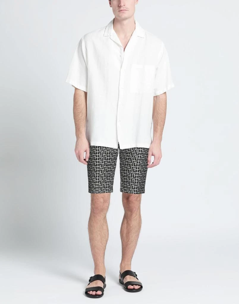 Balmain Shorts
Bermuda 2