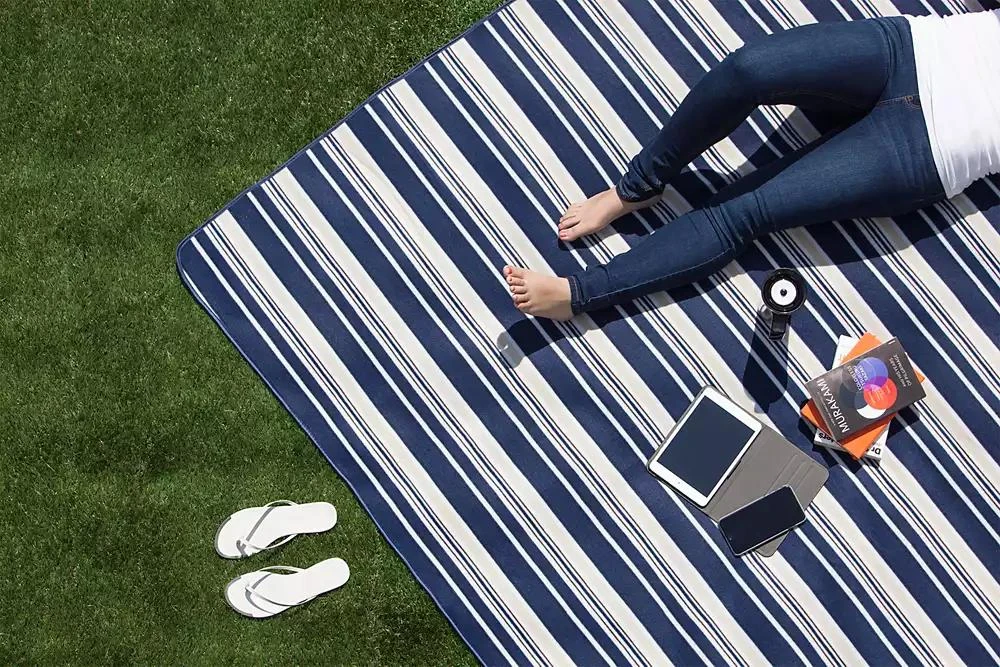Picnic Time Oniva® by Blanket Tote XL Outdoor Picnic Blanket 6