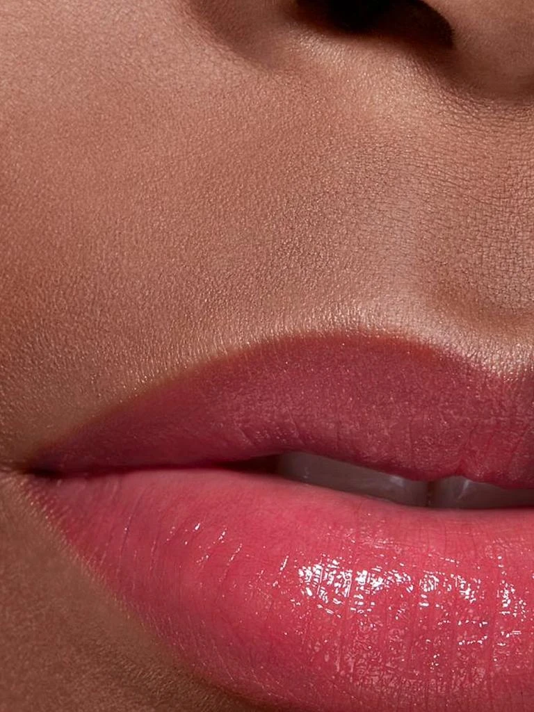 Chanel Healthy Glow Lip Balm 3