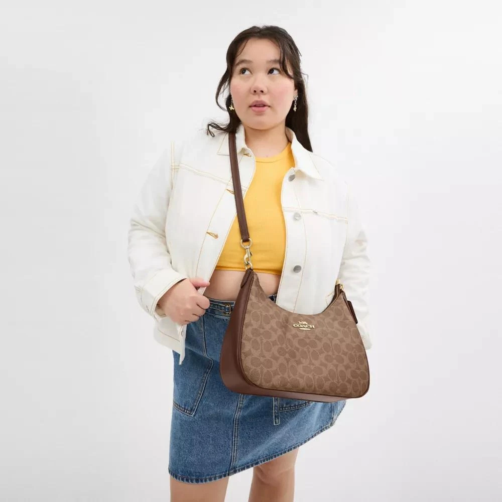 Coach Teri Hobo Bag In Signature Canvas 3