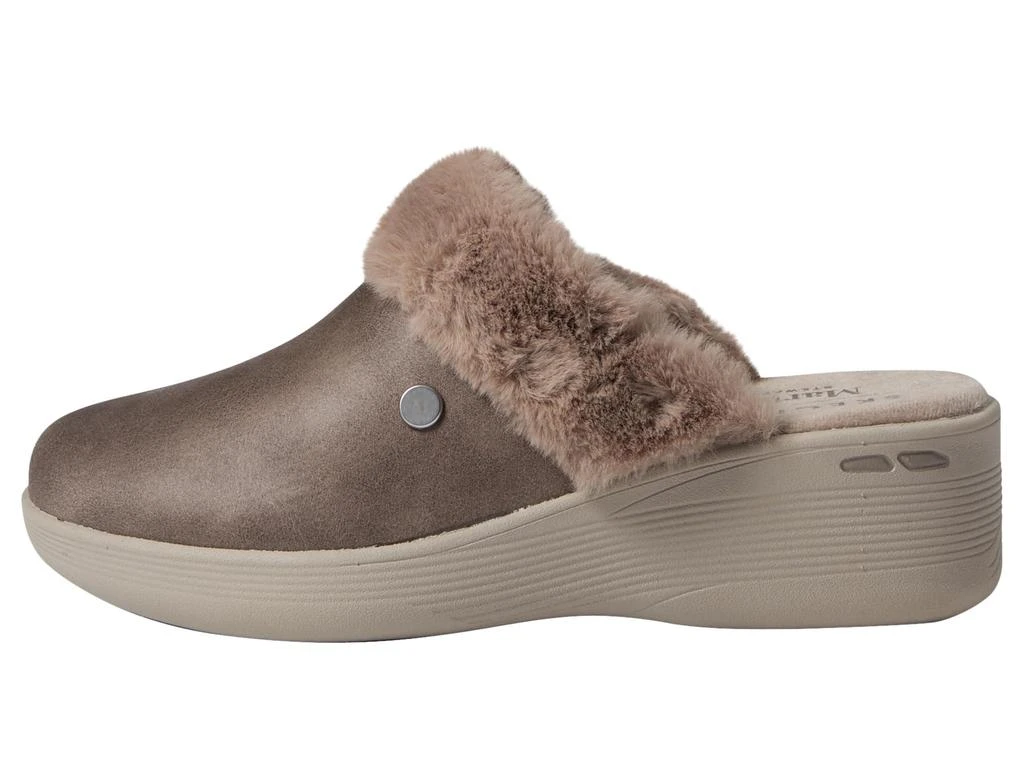 SKECHERS Martha Stewart - Pier Lite - Cozy High 4
