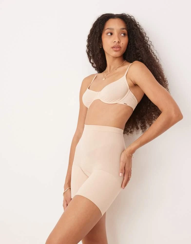 SPANX SPANXsculpt Seamless Power mid-thigh short with non slip waistband in beige 1
