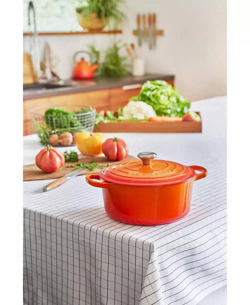 Le Creuset 4.5-Qt. Signature Enameled Cast Iron Round Dutch Oven 6
