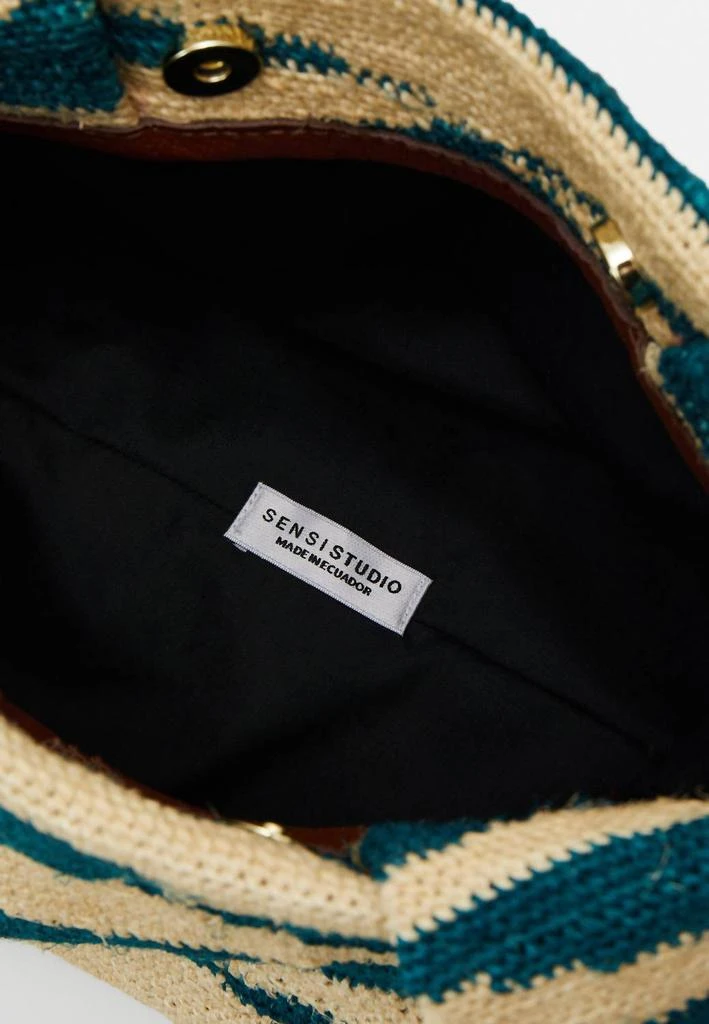 Sensi Studio Sensi Studio - Women's Chic Pouch 4