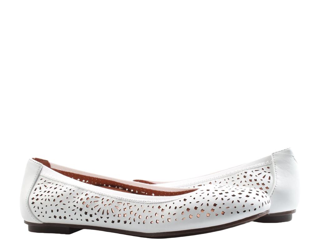 VIONIC Women's Robyn White Perf Ballet Flats 10011127-100