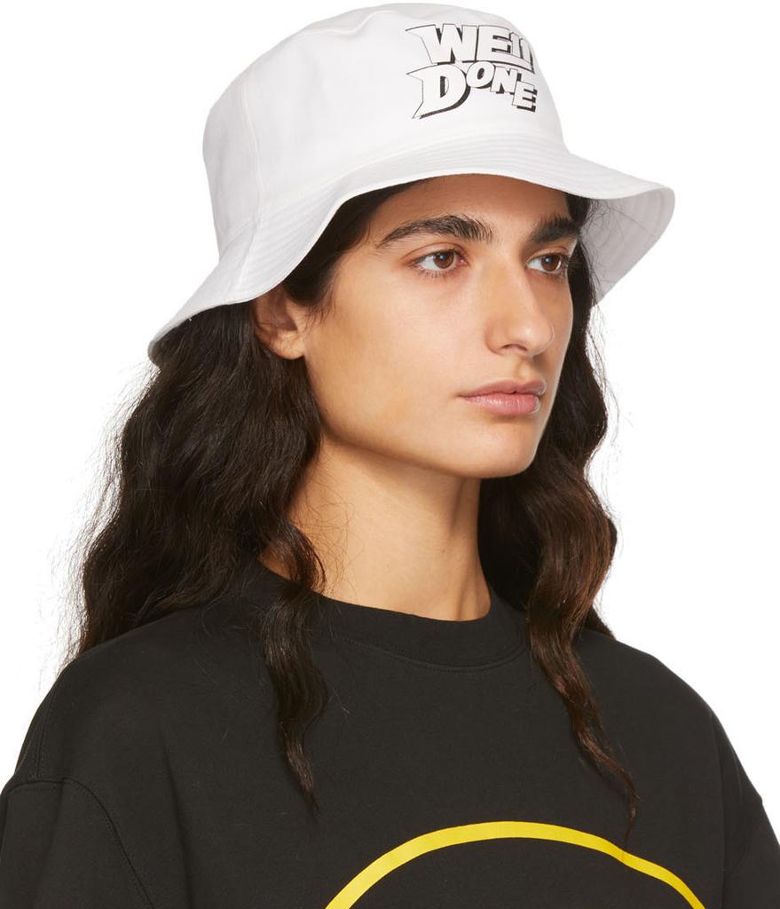 We11done White Basic Logo Bucket Hat