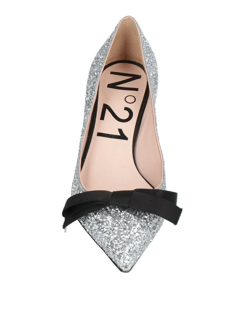N°21 Pump 4