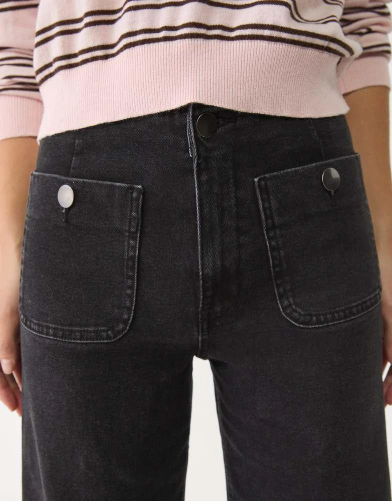 Stradivarius Stradivarius D77 minimalist jeans with pockets in washed black 4