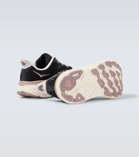 Hoka One One Clifton 9 running shoes 7