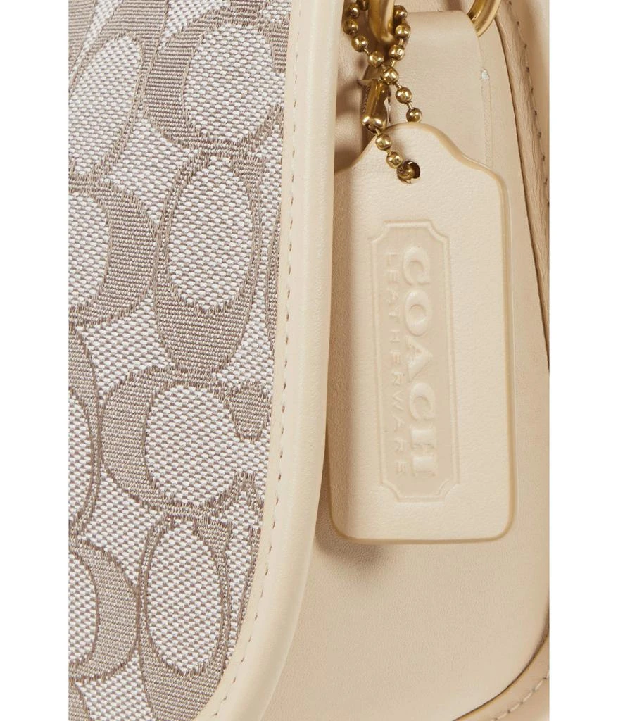 Coach Signature Jacquard Swinger 4
