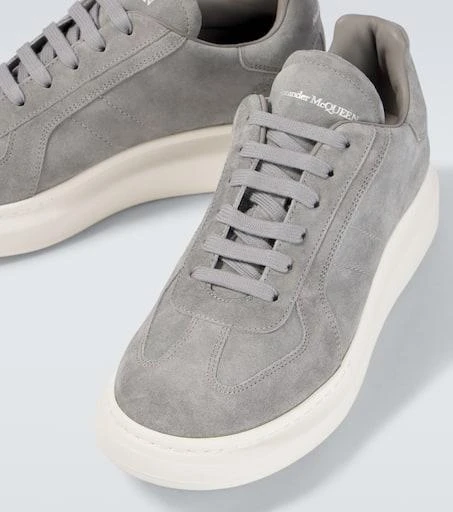Alexander McQueen Oversized Retro suede platform sneakers 3