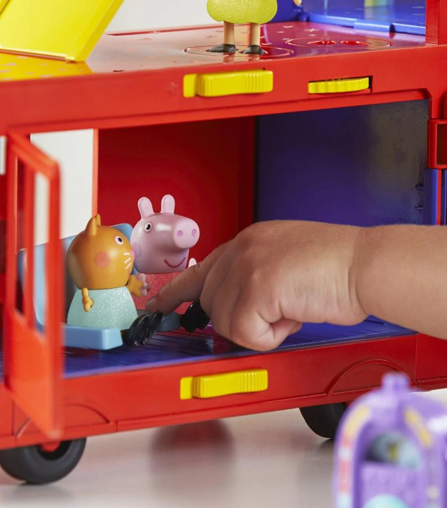 Peppa Pig 2-In-1 Party Bus 6