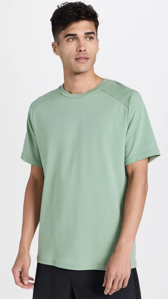 On Focus Tee 6