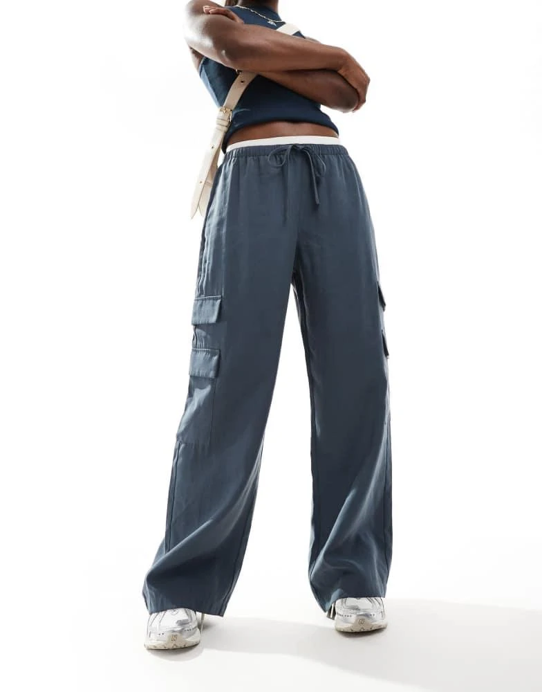 Abercrombie & Fitch Abercrombie & Fitch tie waist cargo trousers in grey 1