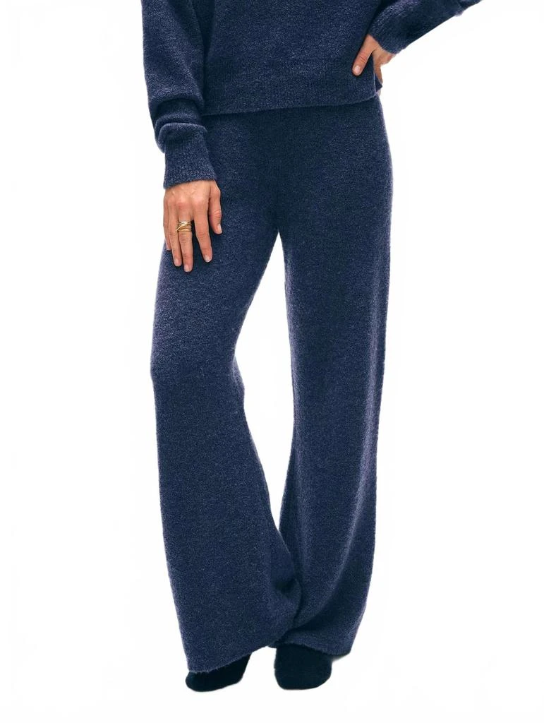 White + Warren Boucle Cashmere Blend Sweatpants In Indigo 1