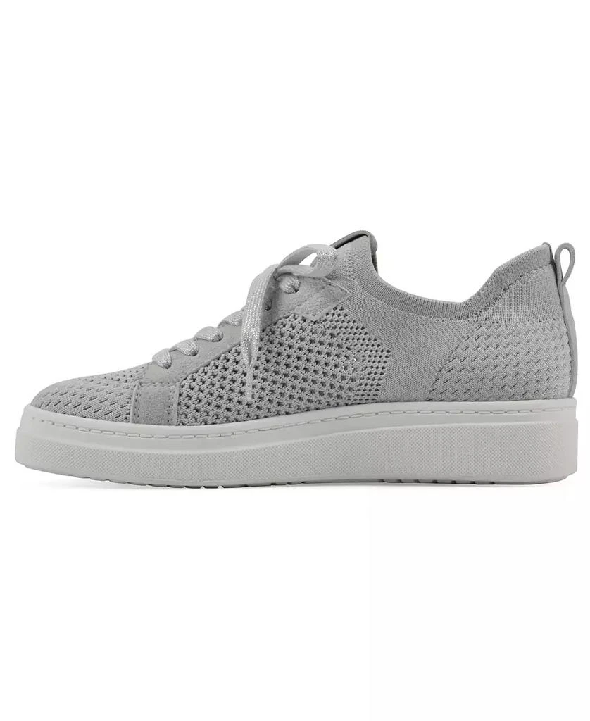 White Mountain Women's Uncut Slip-On Sneakers 6