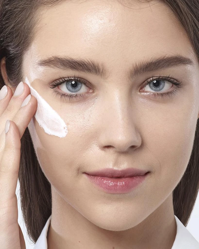 Lancôme Rénergie Lift Multi-Action Day Cream With SPF 15, 2.6 oz. 4