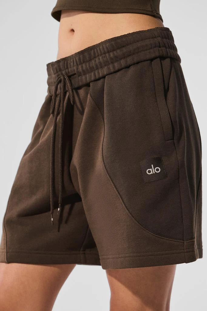 Alo 7" Make Waves Short - Espresso Tonal 5