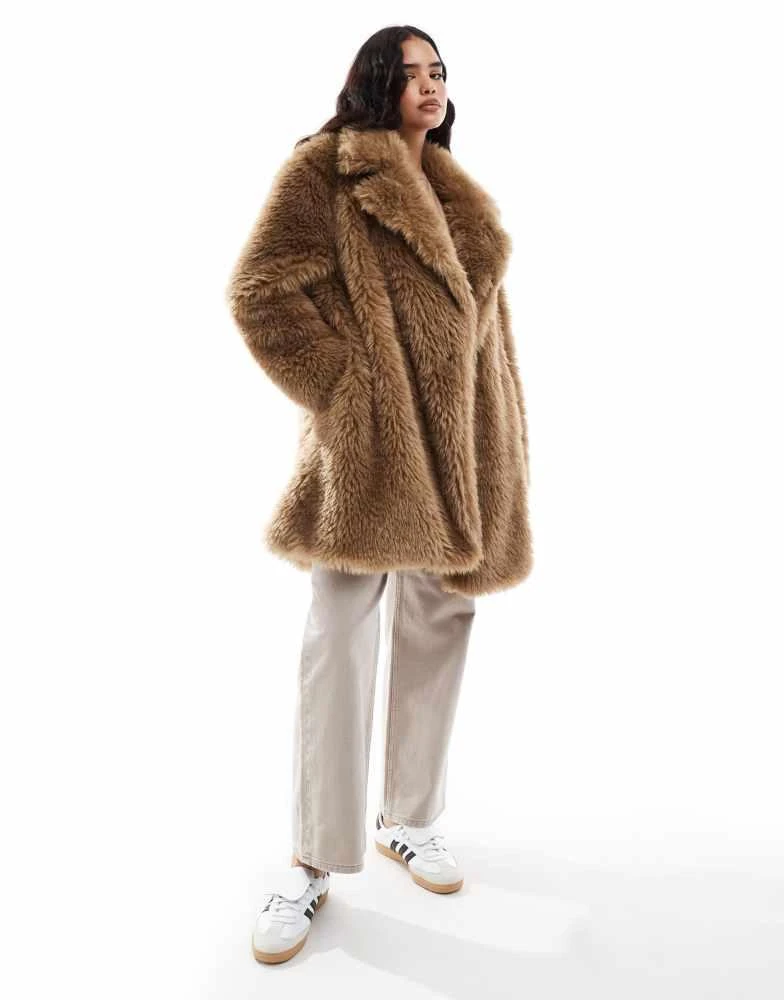 Stradivarius Stradivarius STR mid length faux fur jacket in brown 3