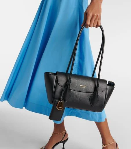 Salvatore Ferragamo East-West leather tote bag 6