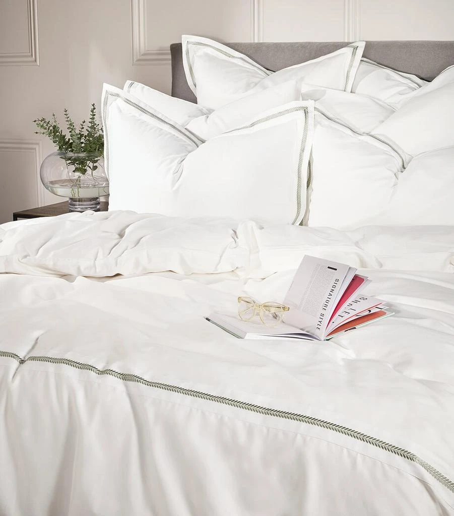 Harrods of London Egyptian Cotton Eltham King Bedding Set (230cm x 220cm) 3
