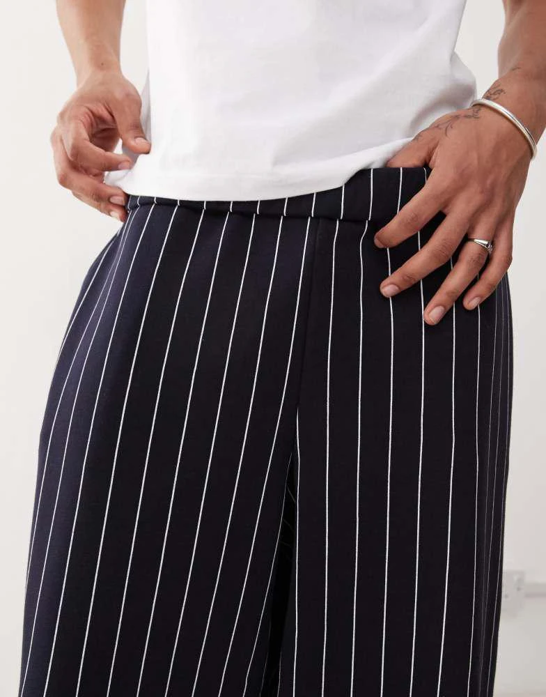 COLLUSION COLLUSION Relaxed skater joggers in pinstripe print - MULTI 3