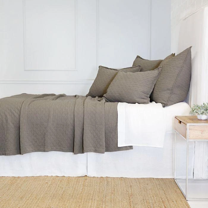 POM POM AT HOME Ojai Matelasse Coverlet, Twin 9