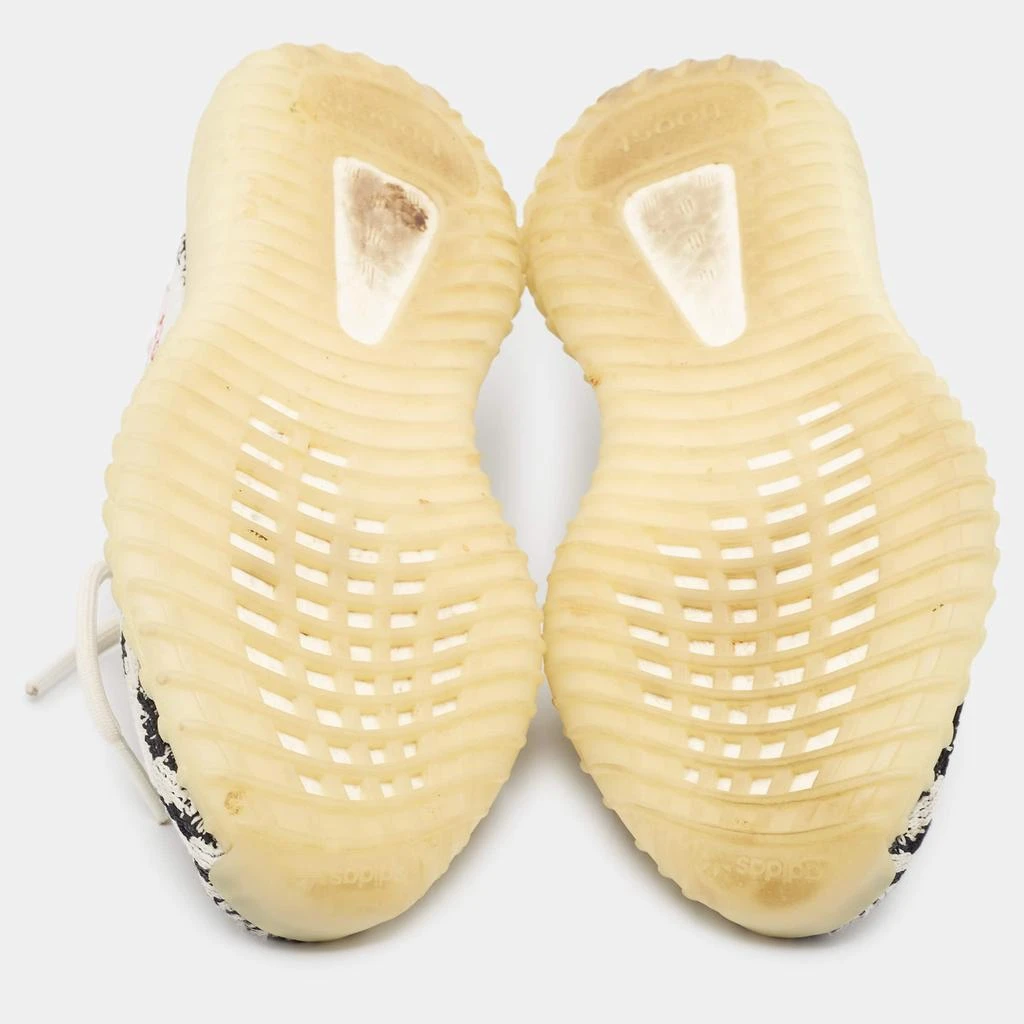 Shop Yeezy x Adidas White/Black Knit Fabric Boost 350 V2 Zebra Sneakers  Size 39 1/3 on Sale at BeyondStyle  Get 35% Off Yeezy x Adidas White/Black  Knit Fabric Boost 350 V2