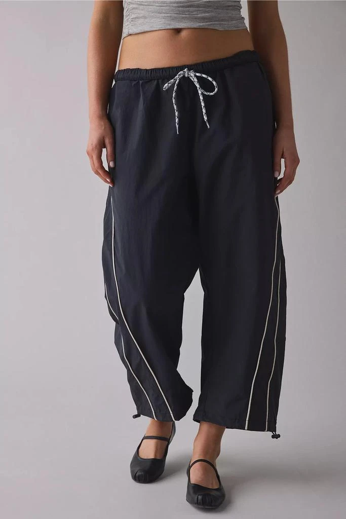 BDG BDG Fast Track Low-Rise Cropped Nylon Pant 1