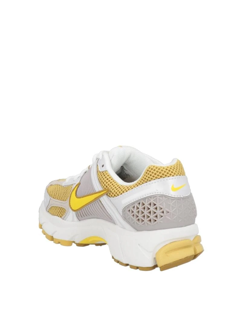 NIKE Sneakers 3