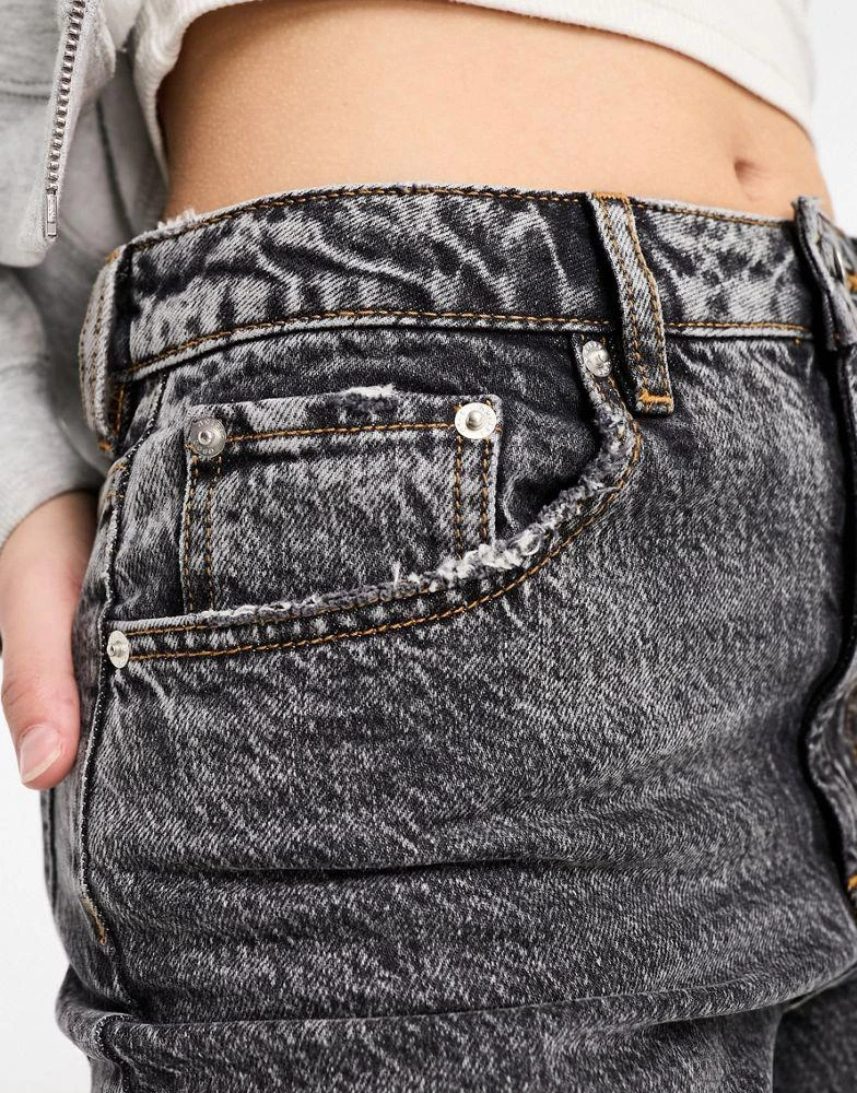 ASOS ASOS DESIGN mid rise straight jeans in dark grey 3
