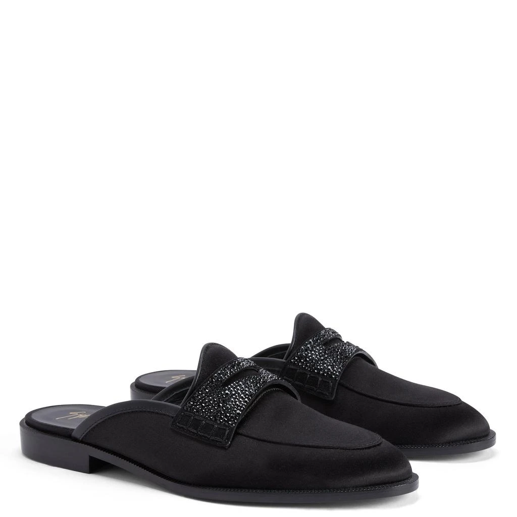 Giuseppe Zanotti Bizeet 2