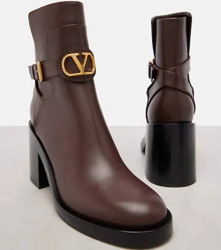 Valentino VLogo 70 leather ankle boots 5