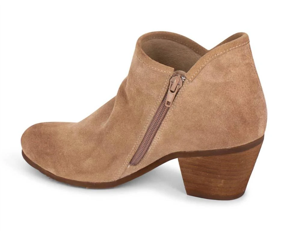 CHOCOLAT BLU Chocolat Blu - Women's Dalia Heeled Bootie 3
