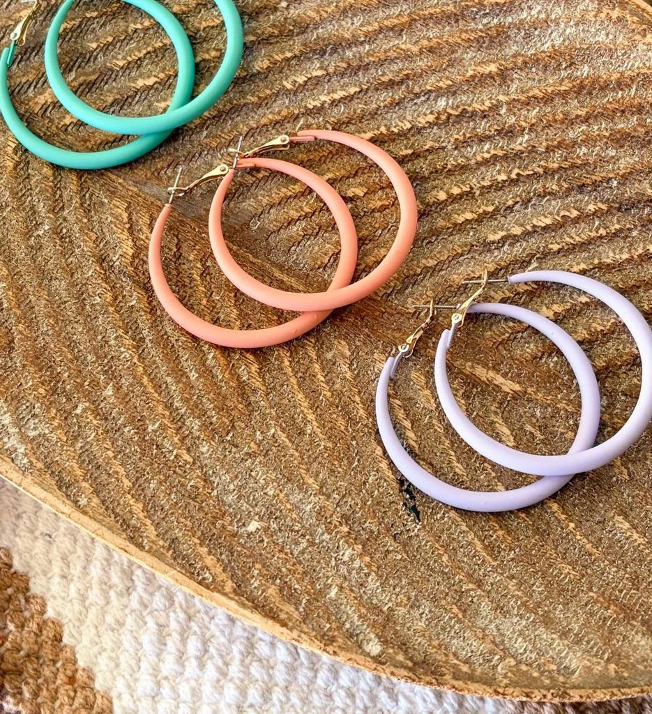White Label White Label - Women
s Matte Pastel Hoop Earrings 2