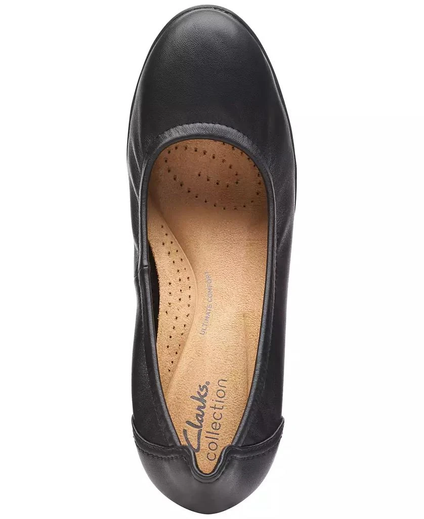 Clarks Women's Neiley Pearl Slip-On Pumps 4