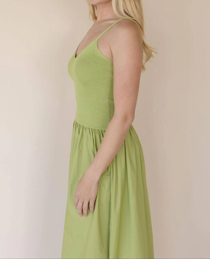 Moon River - Nara Contrast Midi Dress  On Sale Now with Up to 39% Off |  Discover Exclusive Deals & Savings at BeyondStyle  Authentic Moon River  women > dresses >