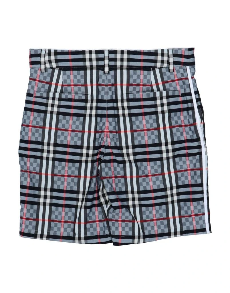 Burberry Shorts 
Bermuda 2