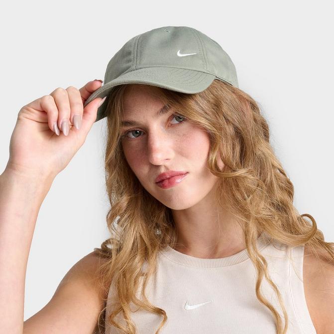 NIKE Nike Club Small Swoosh Unstructured Strapback Hat