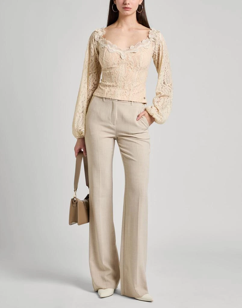 GUESS Off-the-shoulder top 2