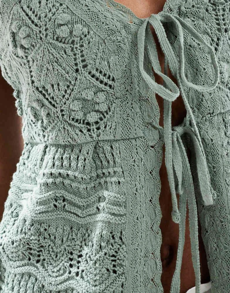 HOLLISTER Hollister tie front crochet top in green 4