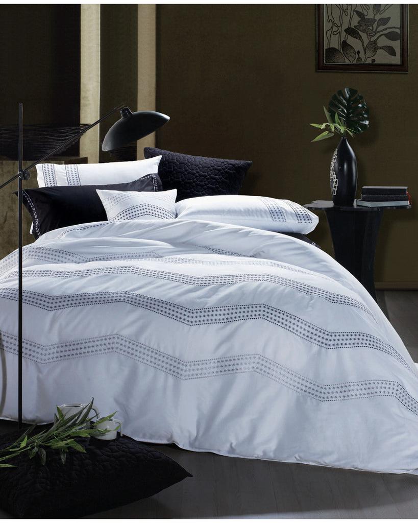 Melange Home DISCONTINUED  Vail Duvet Set