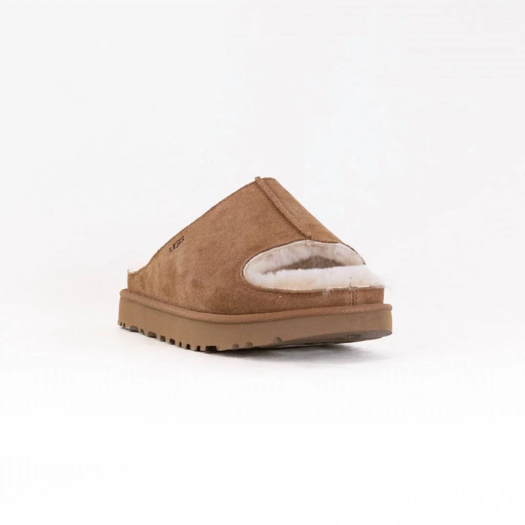 UGG Women
s Greenport Slides In Chestnut 2