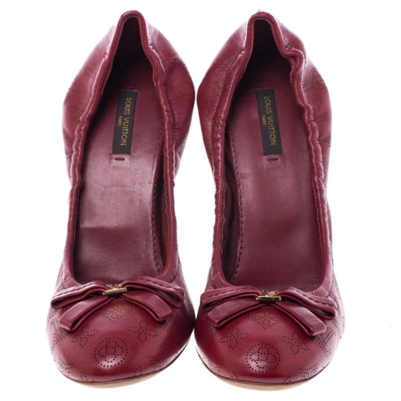 Louis Vuitton Louis Vuitton Red Monogram Perforated Leather Elba Pumps Size 38.5 3