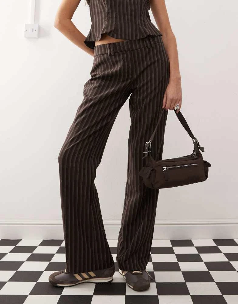 COLLUSION COLLUSION low rise pinstripe trousers in brown 5
