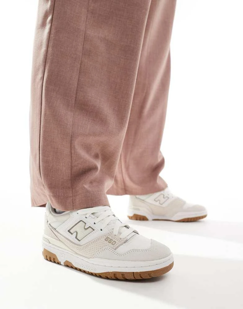 New Balance New Balance 550 sneakers in cream with stone details 1