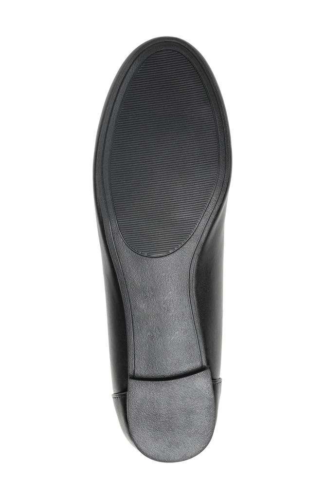 Journee Collection Kavn Ballet Flat - Narrow Width 6
