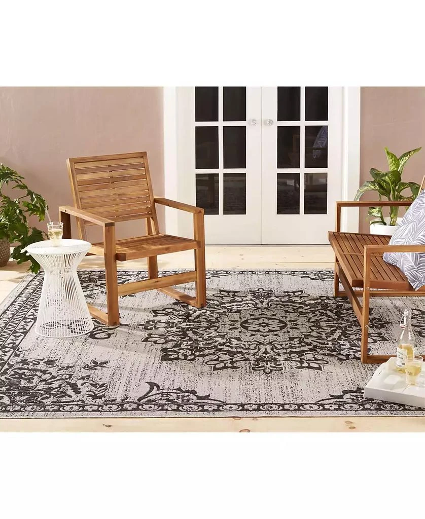 Nicole Miller Patio Country Azalea Gray 5'2" x 7'2" Outdoor Area Rug 2